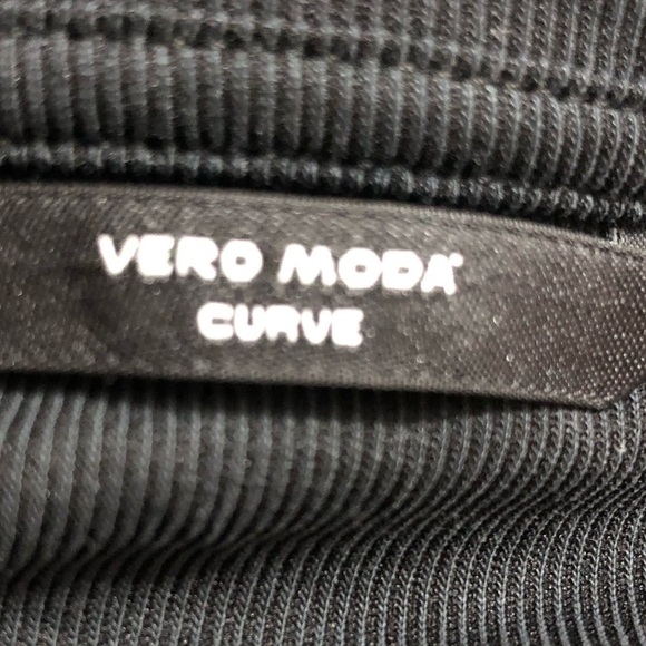 Vero Moda Curve long black dress tencel modal long sleeved crew neck 2X - Picture 7 of 14